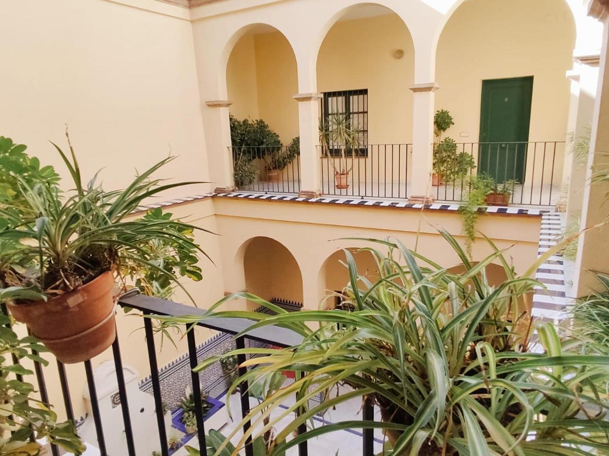 Apartament Homeyseville-bright At Santa Cruz 4 Pax, Parking Optional Sewilla